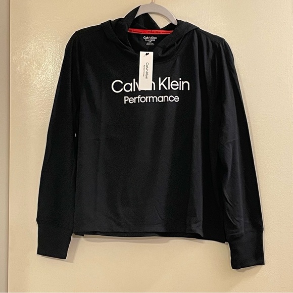 CALVIN KLEIN PERFORMANCE Logo Cropped Top Hooded‎ Sweater in Black - Picture 1 of 4